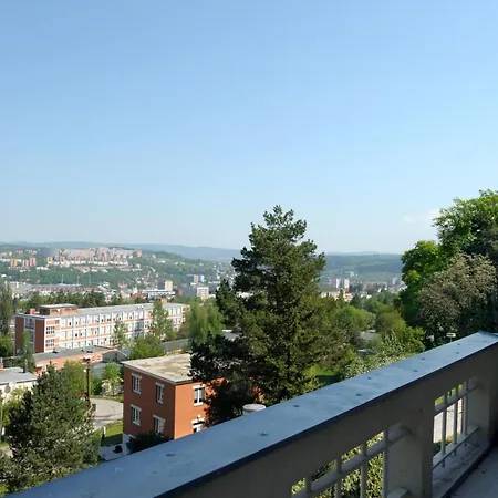 Hotel Tomasov Злін Екстер'єр фото